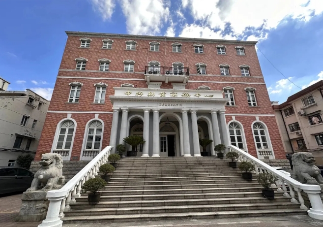 上海靜安區(qū)出售獨棟老洋房：市中心稀缺，屬銀行“烏托邦”，歷史建筑
